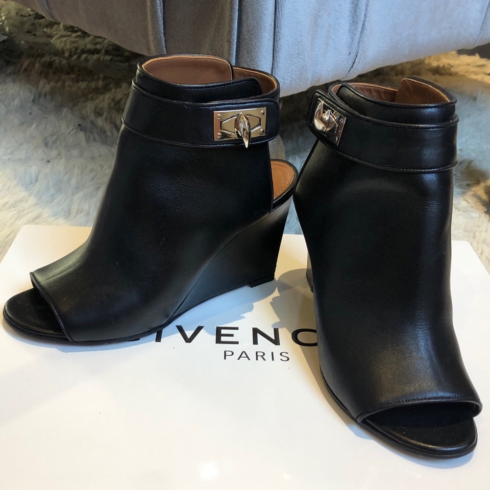 Givenchy shark lock booties